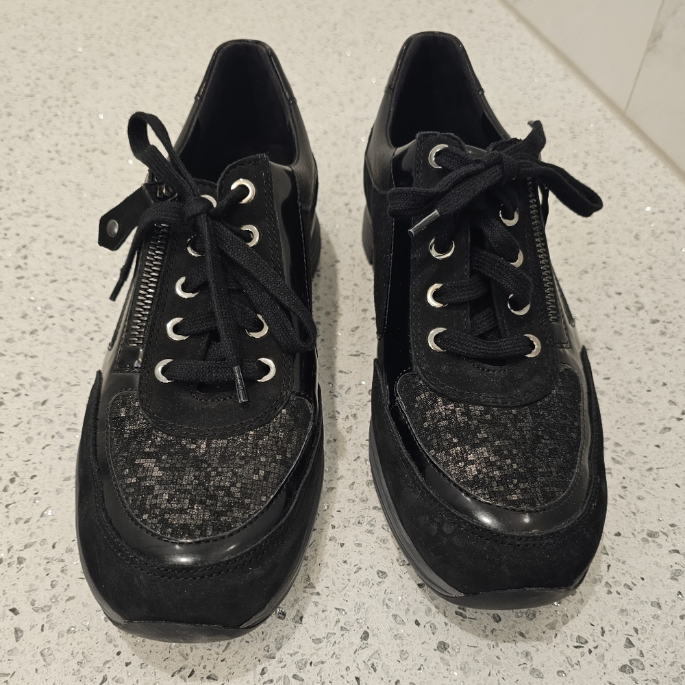 Mephisto Ylona Zip Sneaker Black - Sz 9 US